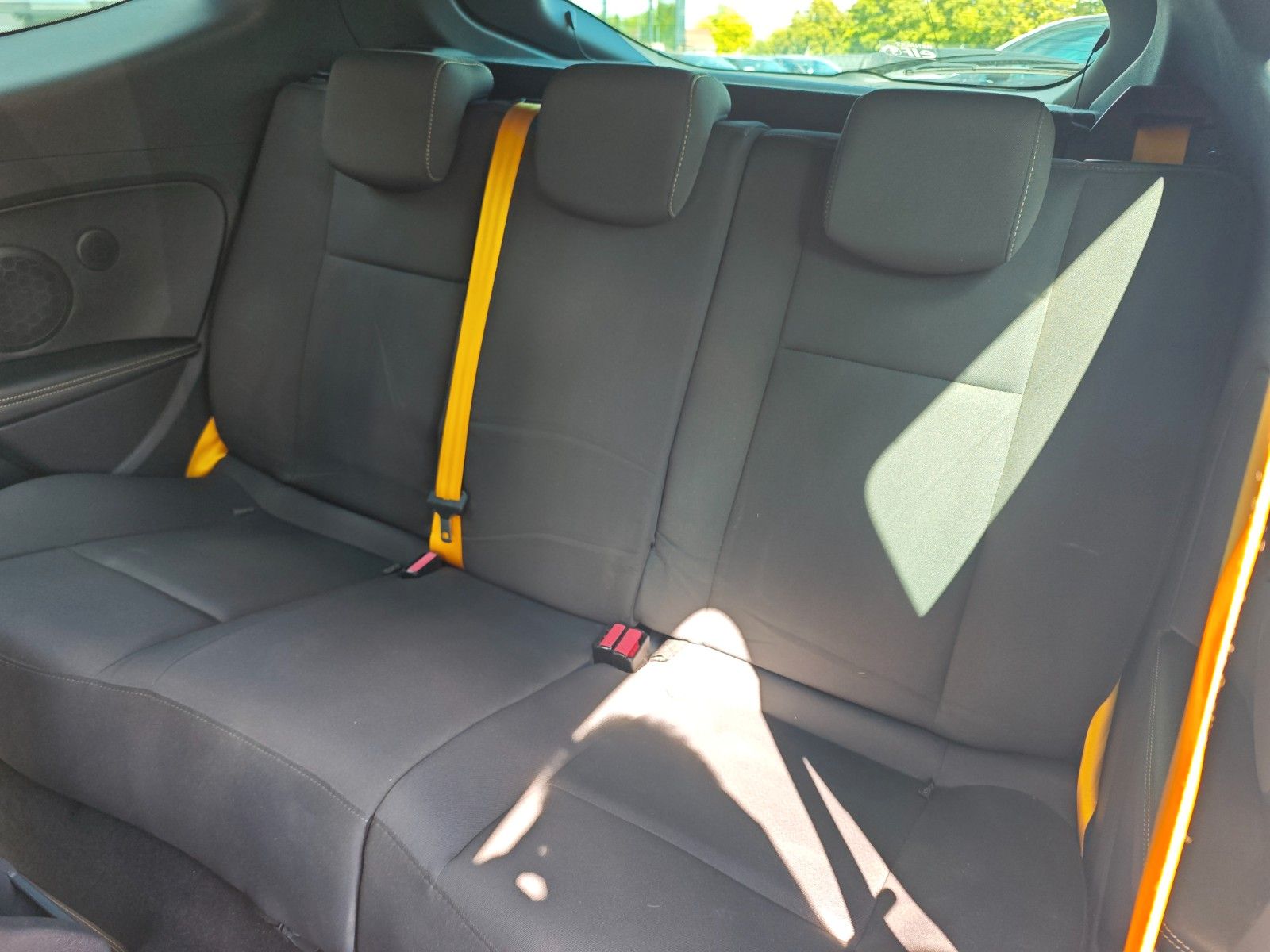 Fahrzeugabbildung Renault MEGANE III COUPE RS CUP*2.HD*RECARO*NO 12/20*TOP
