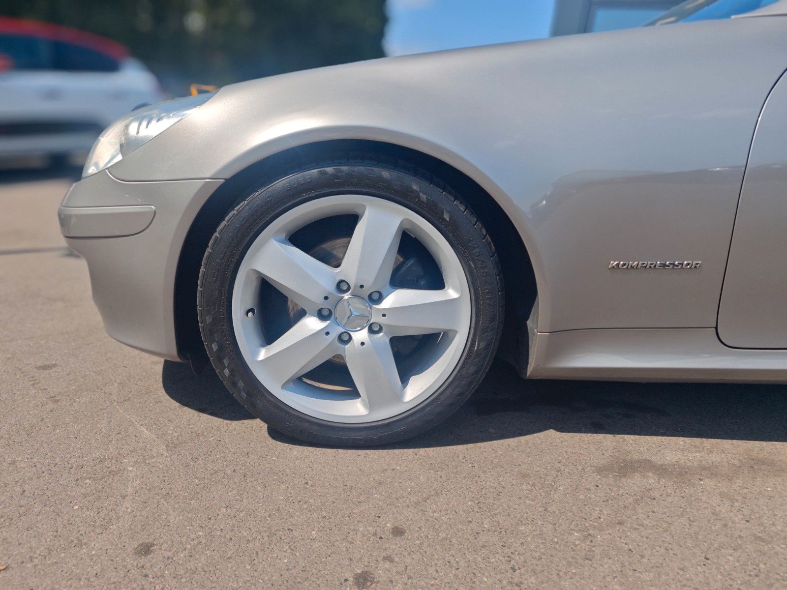 Fahrzeugabbildung Mercedes-Benz SLK 200 SLK ROADSTER*SHZ*KLIMAAUTO.*TEMPOMAT*