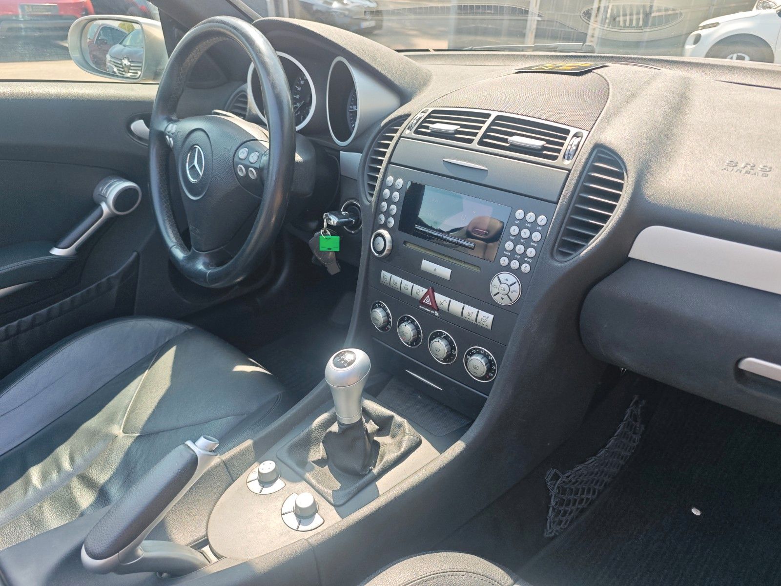 Fahrzeugabbildung Mercedes-Benz SLK 200 SLK ROADSTER*SHZ*KLIMAAUTO.*TEMPOMAT*