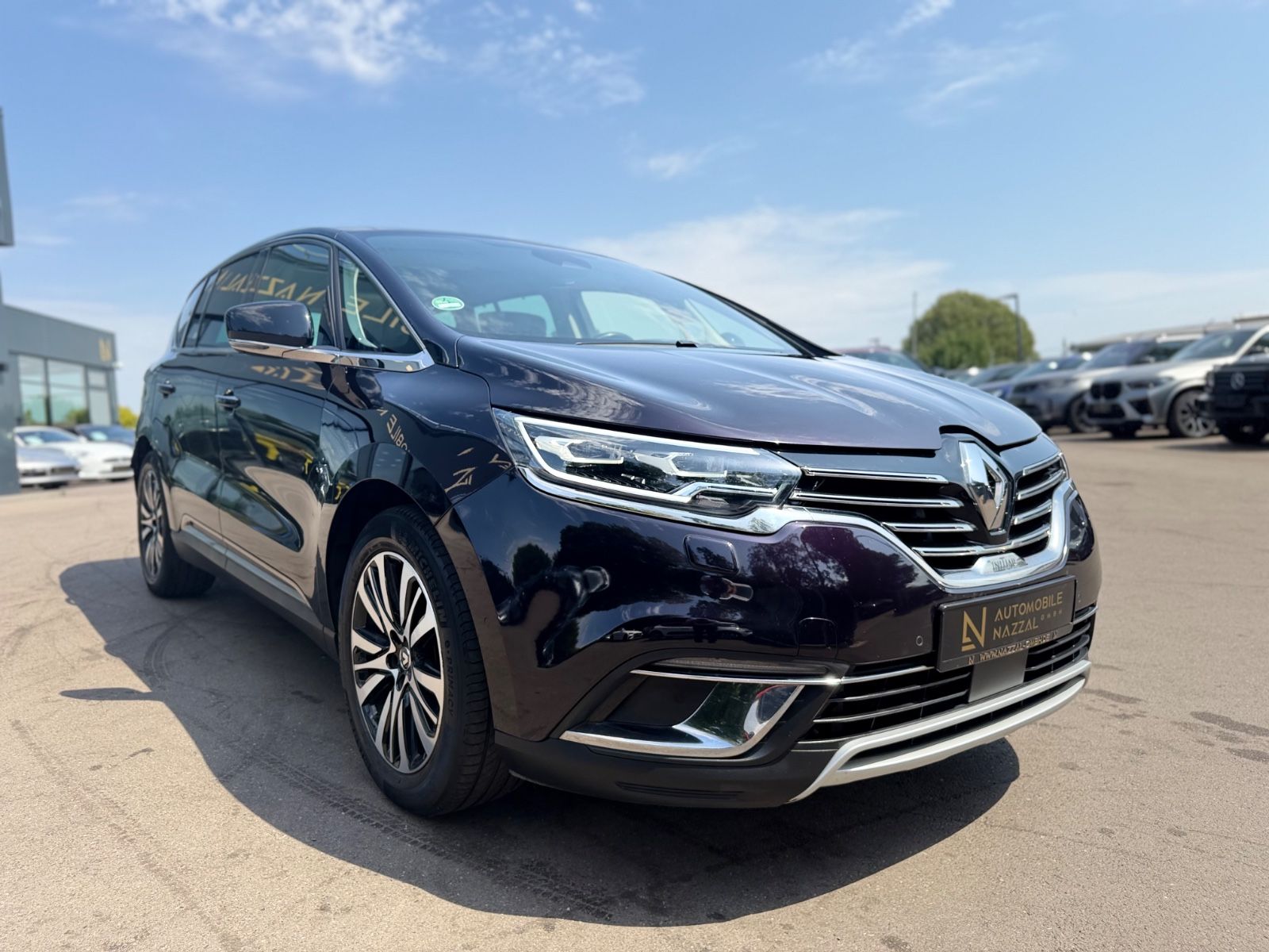 Fahrzeugabbildung Renault ESPACE V INITIALE PARIS*7 SITZER*AUT*BOSE*MATRIX