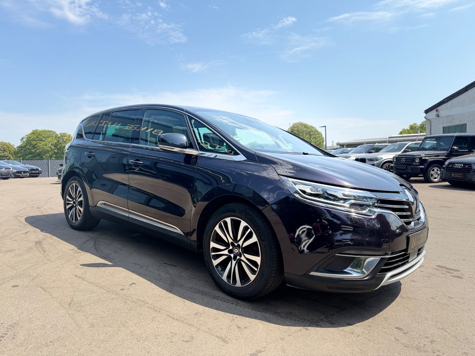 Fahrzeugabbildung Renault ESPACE V INITIALE PARIS*7 SITZER*AUT*BOSE*MATRIX