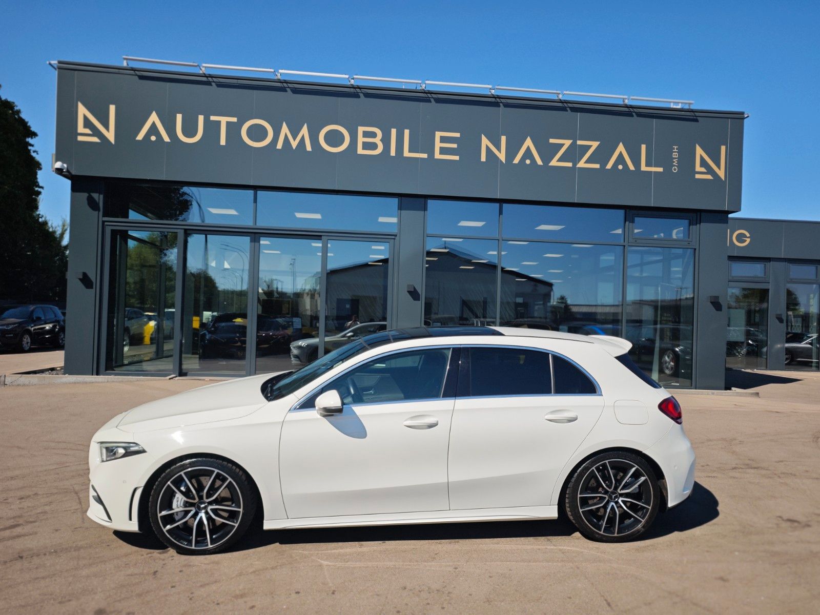 Fahrzeugabbildung Mercedes-Benz A 35 AMG 4MATIC *MULTIBEAM*BURMESTER*ASSIST*
