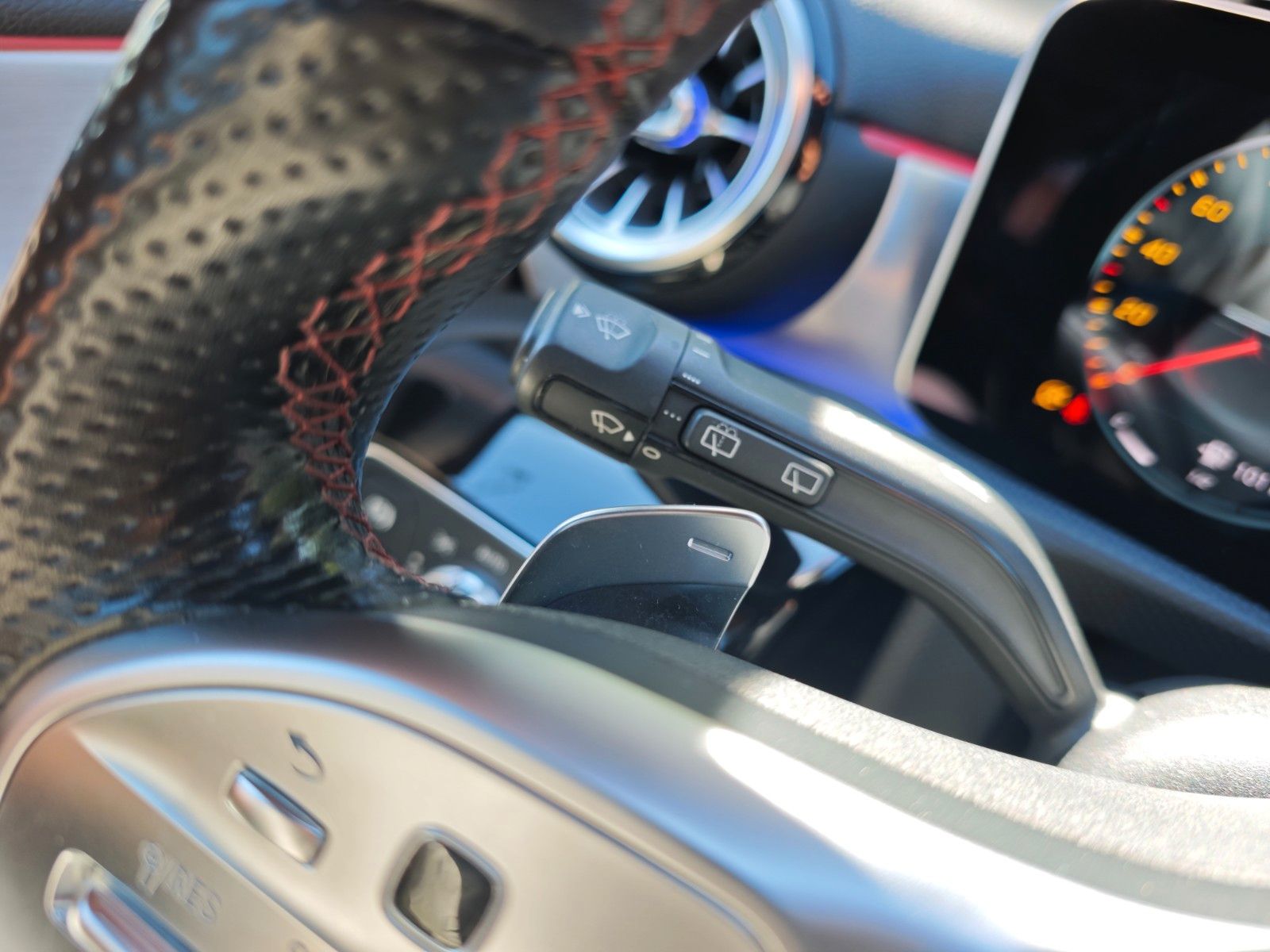 Fahrzeugabbildung Mercedes-Benz A 35 AMG 4MATIC *MULTIBEAM*BURMESTER*ASSIST*