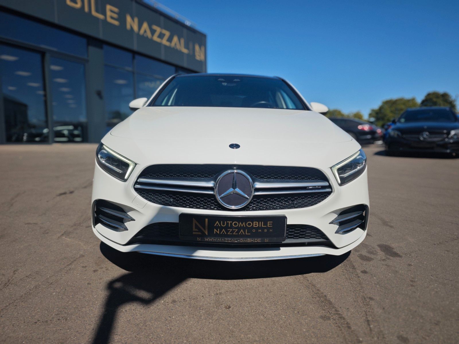 Fahrzeugabbildung Mercedes-Benz A 35 AMG 4MATIC *MULTIBEAM*BURMESTER*ASSIST*