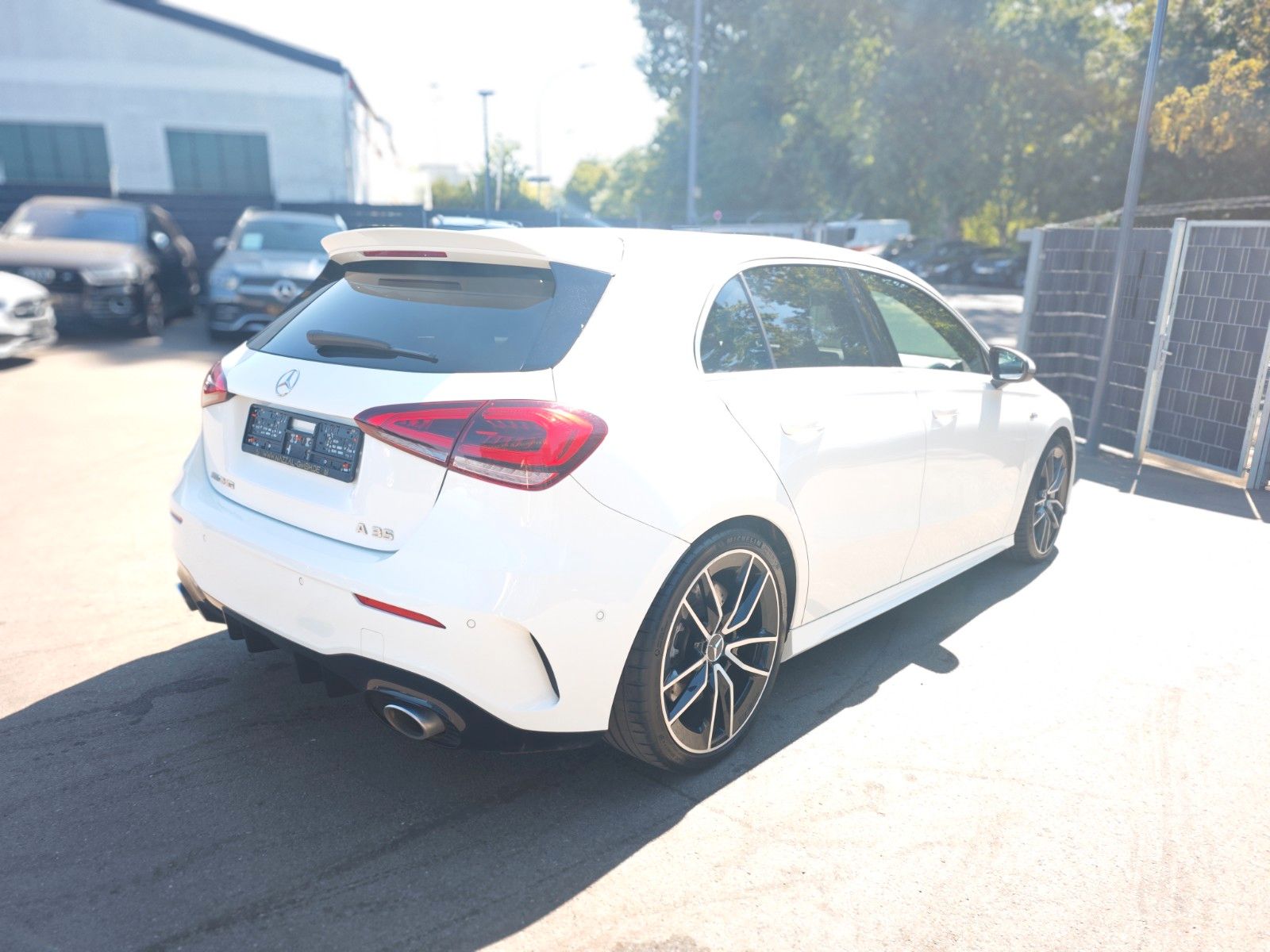 Fahrzeugabbildung Mercedes-Benz A 35 AMG 4MATIC *MULTIBEAM*BURMESTER*ASSIST*
