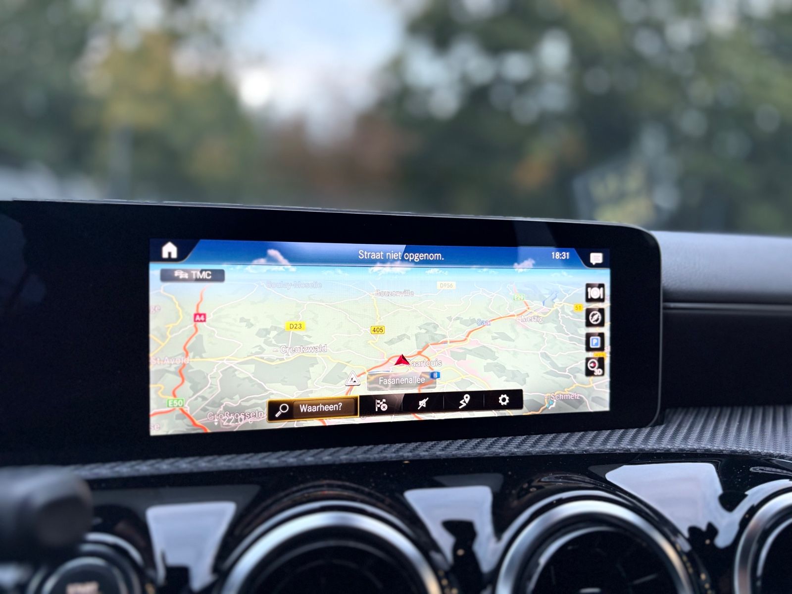 Fahrzeugabbildung Mercedes-Benz A 180d *AUT*MULTIBEAM*TEILLEDER*KAMERA*TOP*