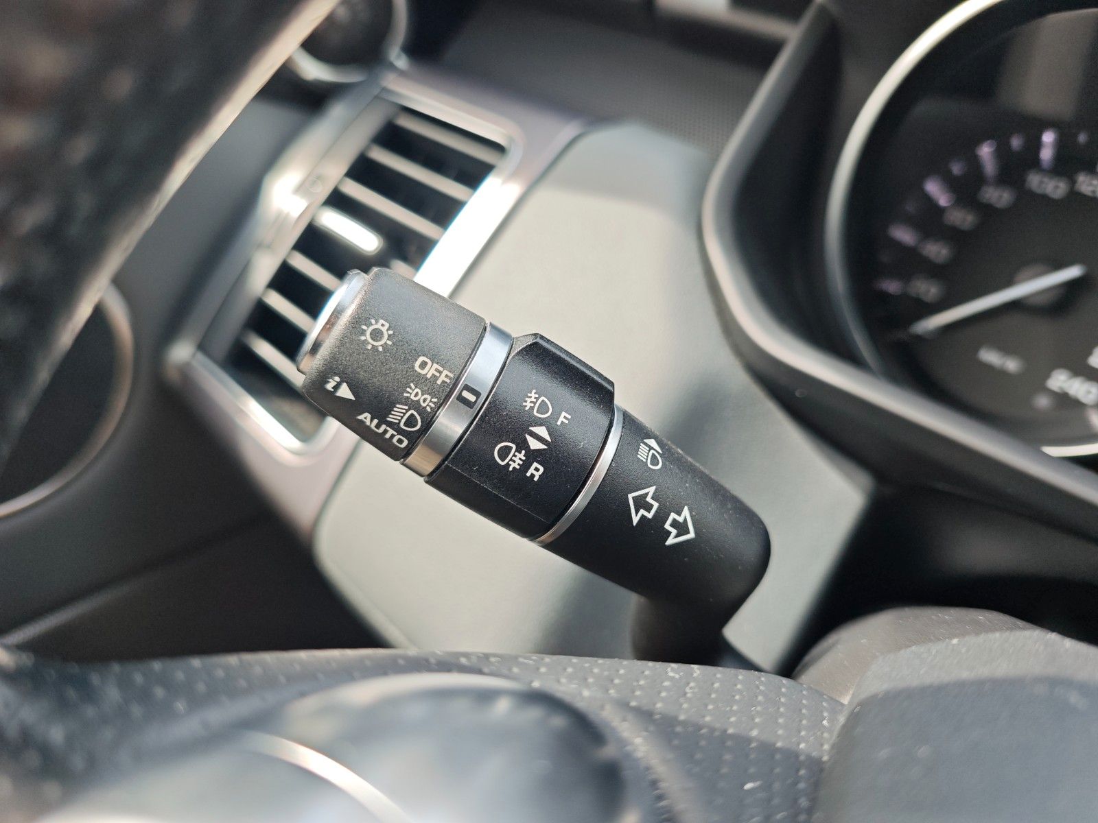 Fahrzeugabbildung Land Rover RANGE ROVER SPORT SDV6 HSE*KAMERA*MERIDAN*AHK*