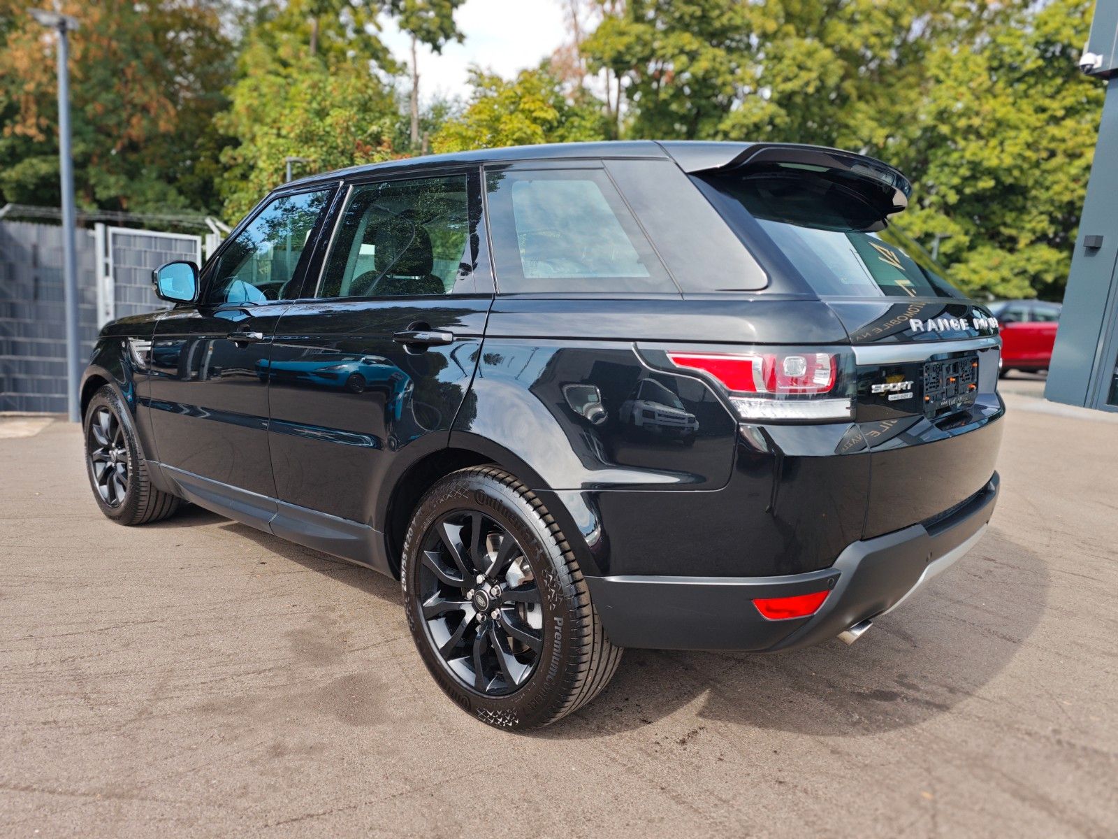 Fahrzeugabbildung Land Rover RANGE ROVER SPORT SDV6 HSE*KAMERA*MERIDAN*AHK*