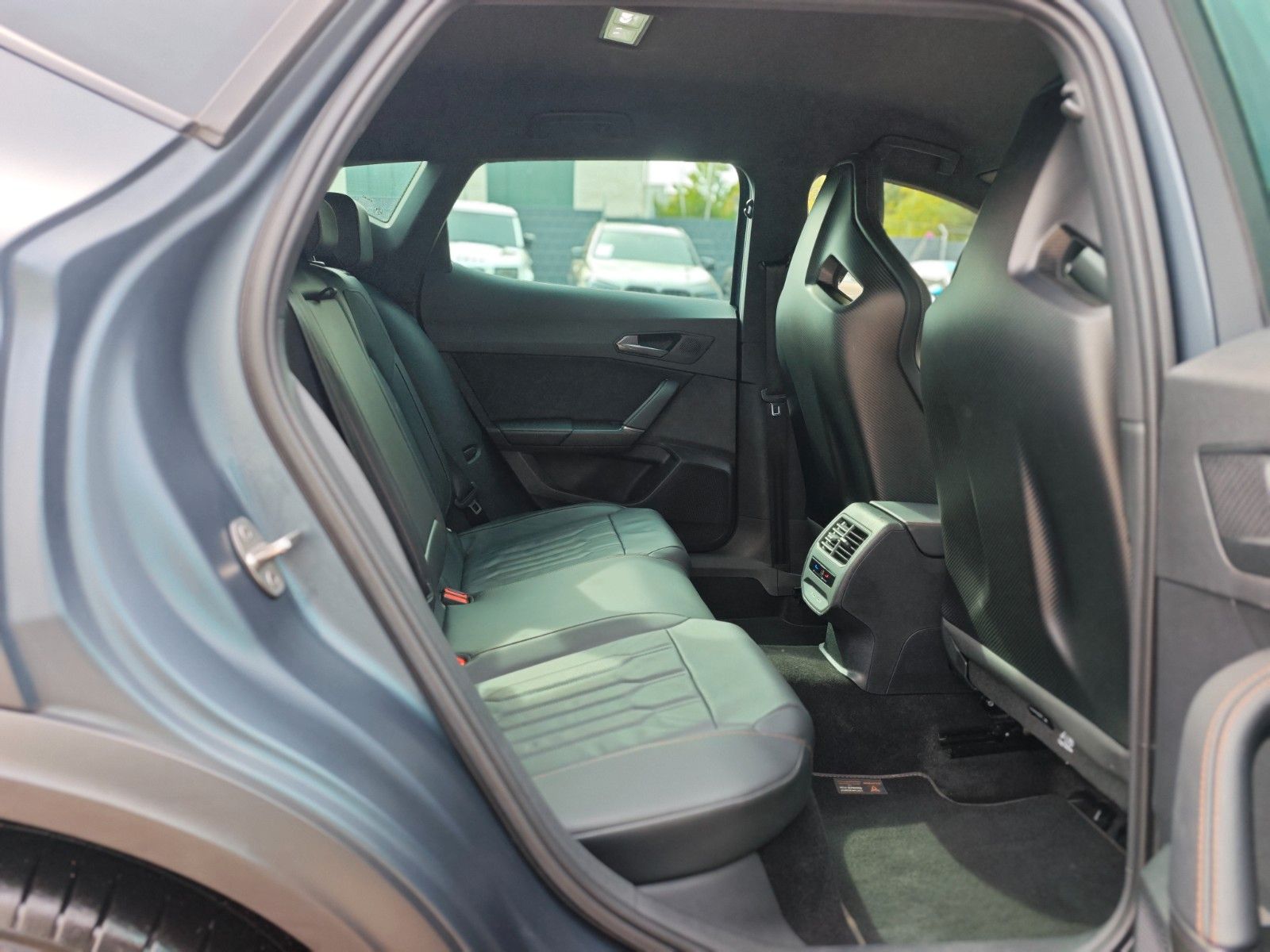 Fahrzeugabbildung CUPRA FORMENTOR VZ5 4DRIVE*MAGNE TECH MATT*1.HD*SCHALE