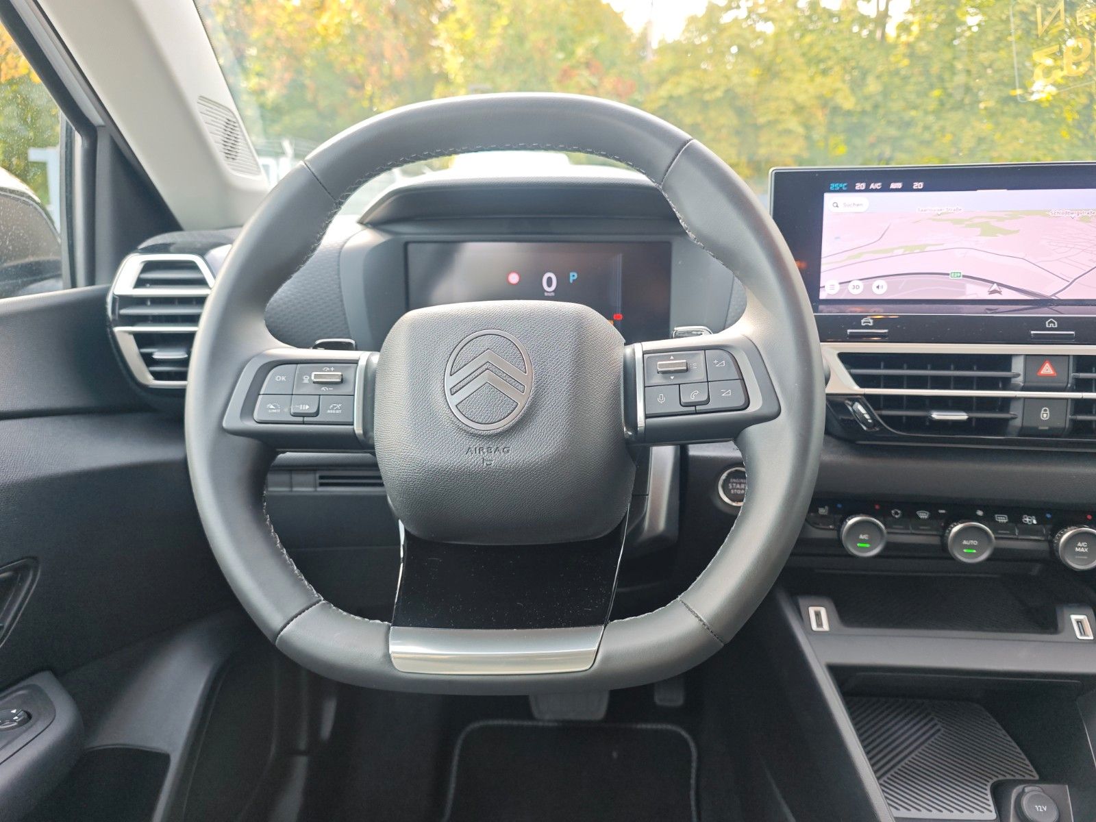 Fahrzeugabbildung Citroën C4 LIM. MAX*VOLL LED*AHK*ACC*KAMERA*NAVI*