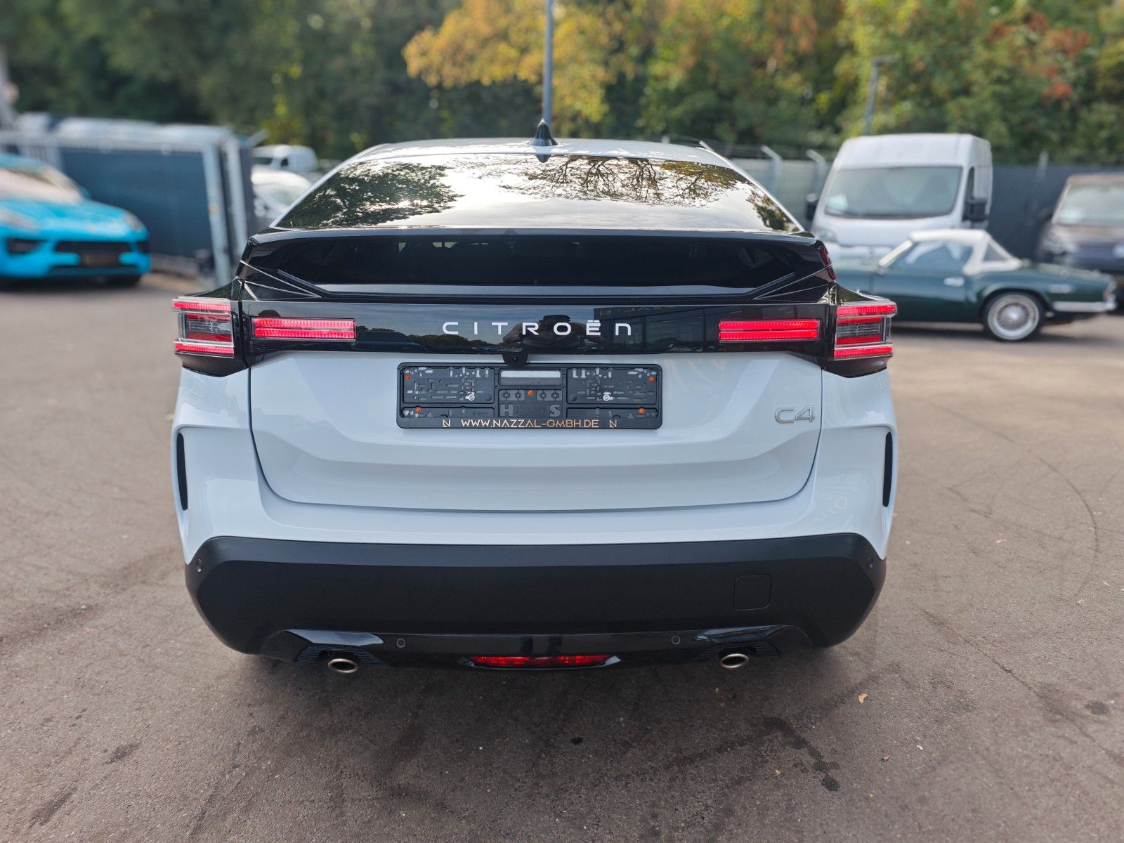 Fahrzeugabbildung Citroën C4 LIM. MAX*VOLL LED*AHK*ACC*KAMERA*NAVI*