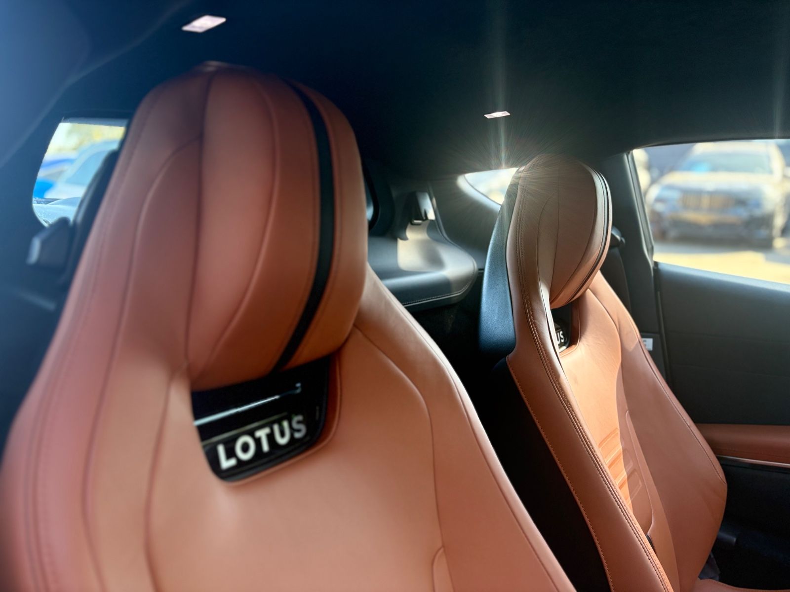 Fahrzeugabbildung Lotus EMIRA FIRST EDITION*1.HD*BI COLOR*LED*KAMERA*TOP