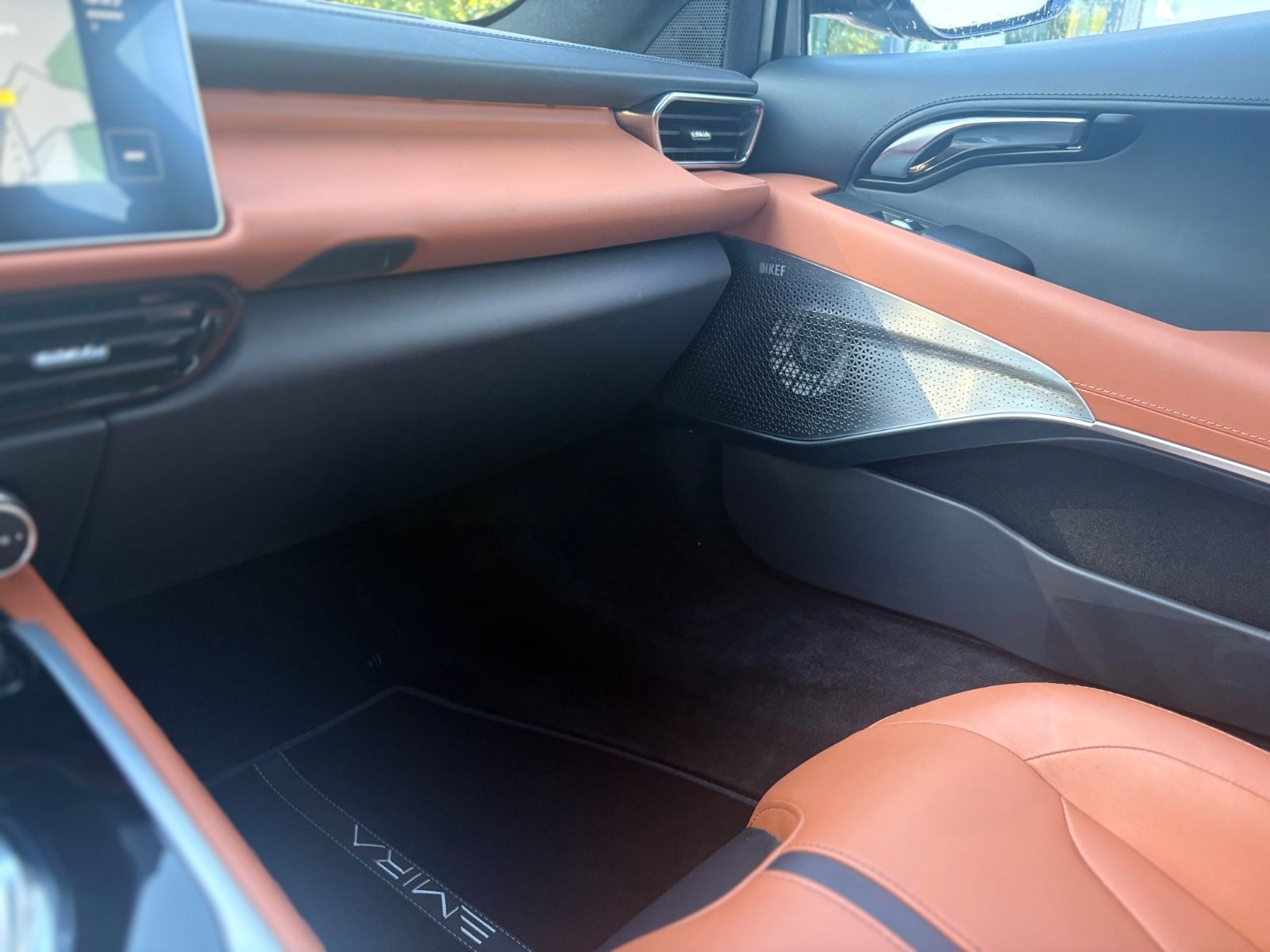 Fahrzeugabbildung Lotus EMIRA FIRST EDITION*1.HD*BI COLOR*LED*KAMERA*TOP