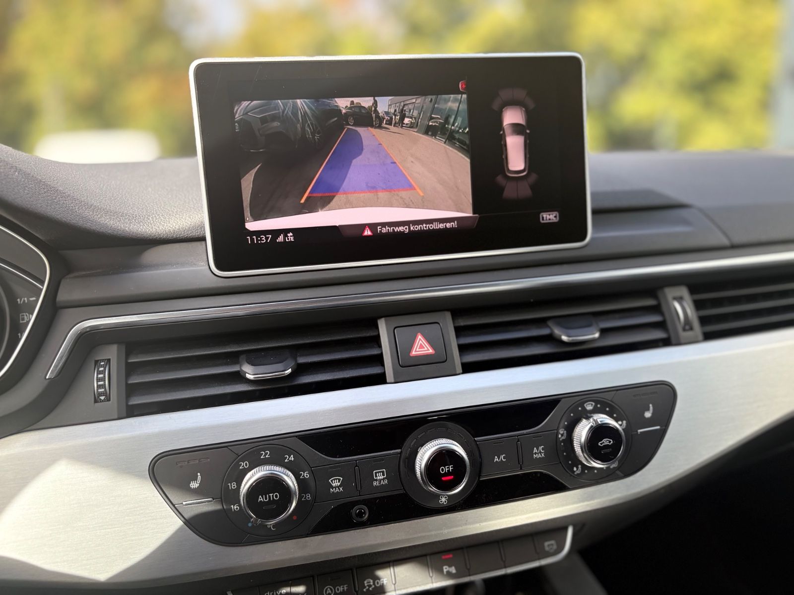 Fahrzeugabbildung Audi A4 AVANT 40 TDI QUATTRO S-LINE *KAM*NAVI*LED*