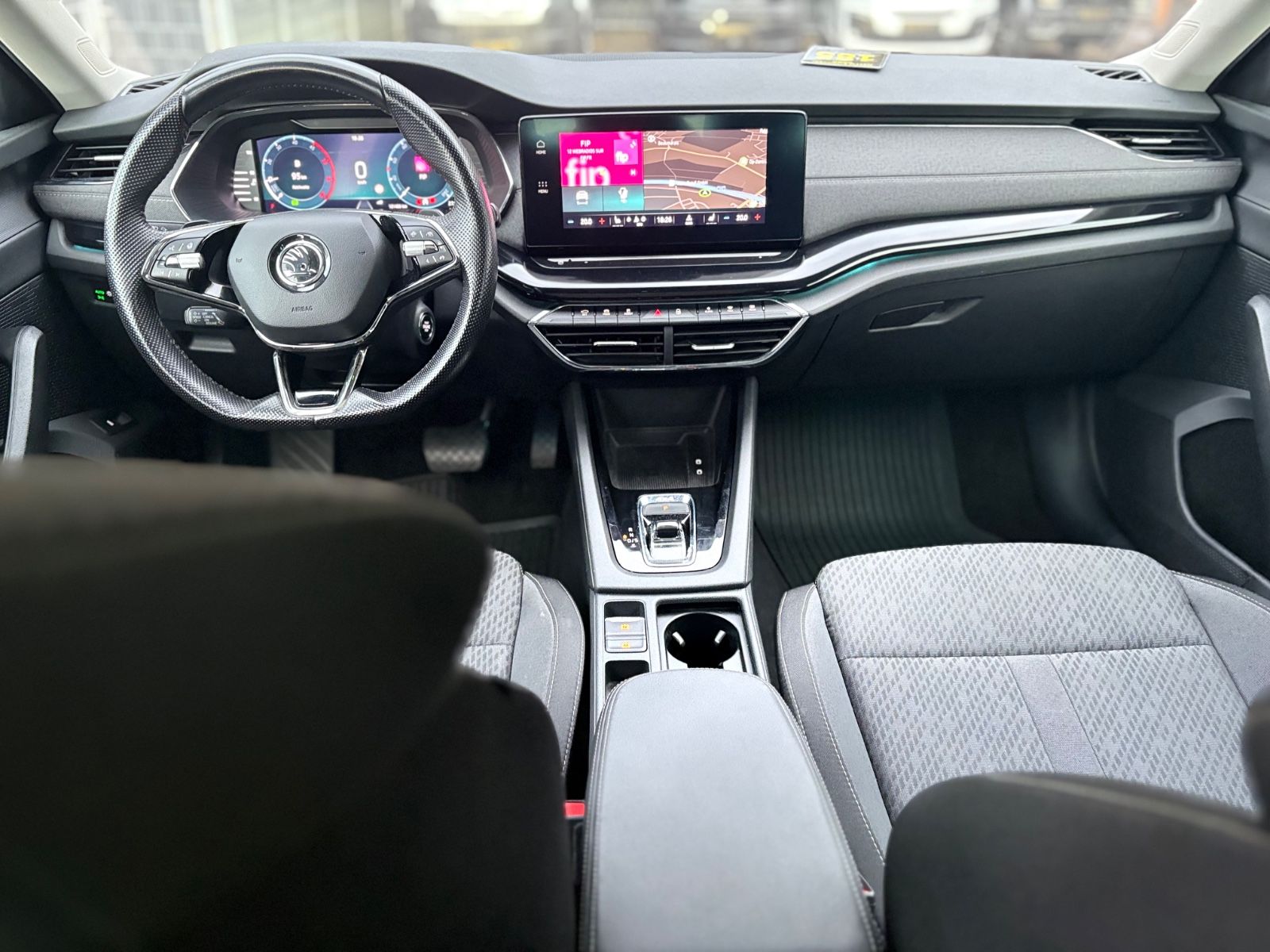 Fahrzeugabbildung SKODA Octavia 2.0 TDI DSG 4x4 COMBI*SPORTLINE*PANO*LED