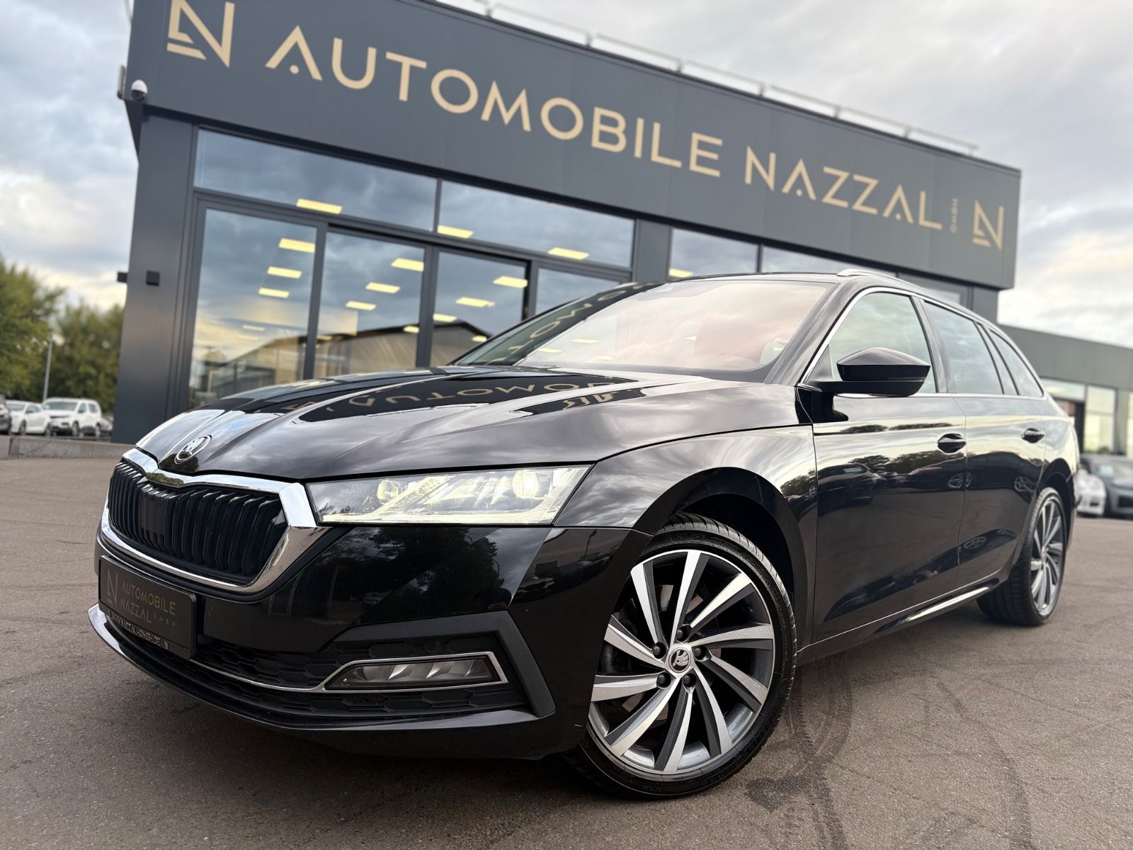 Fahrzeugabbildung SKODA Octavia 2.0 TDI DSG 4x4 COMBI*SPORTLINE*PANO*LED