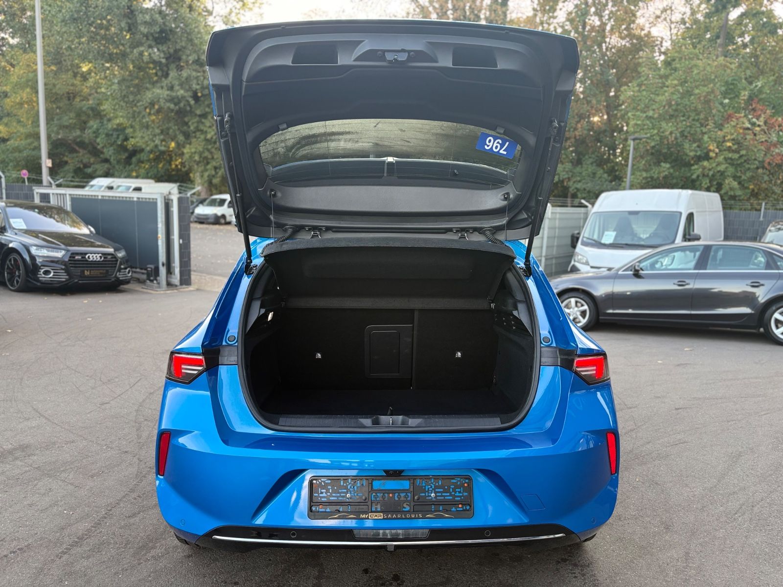 Fahrzeugabbildung Opel ASTRA L PLUG IN HYBRID 133kW ELEGANCE*2.HD*LED*