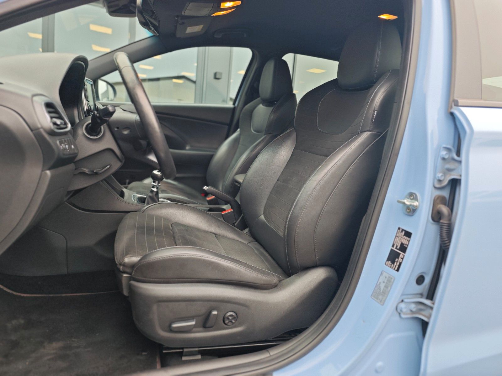 Fahrzeugabbildung Hyundai i30 N PERFORMANCE *LED*NAVI*KAM*SHZ*