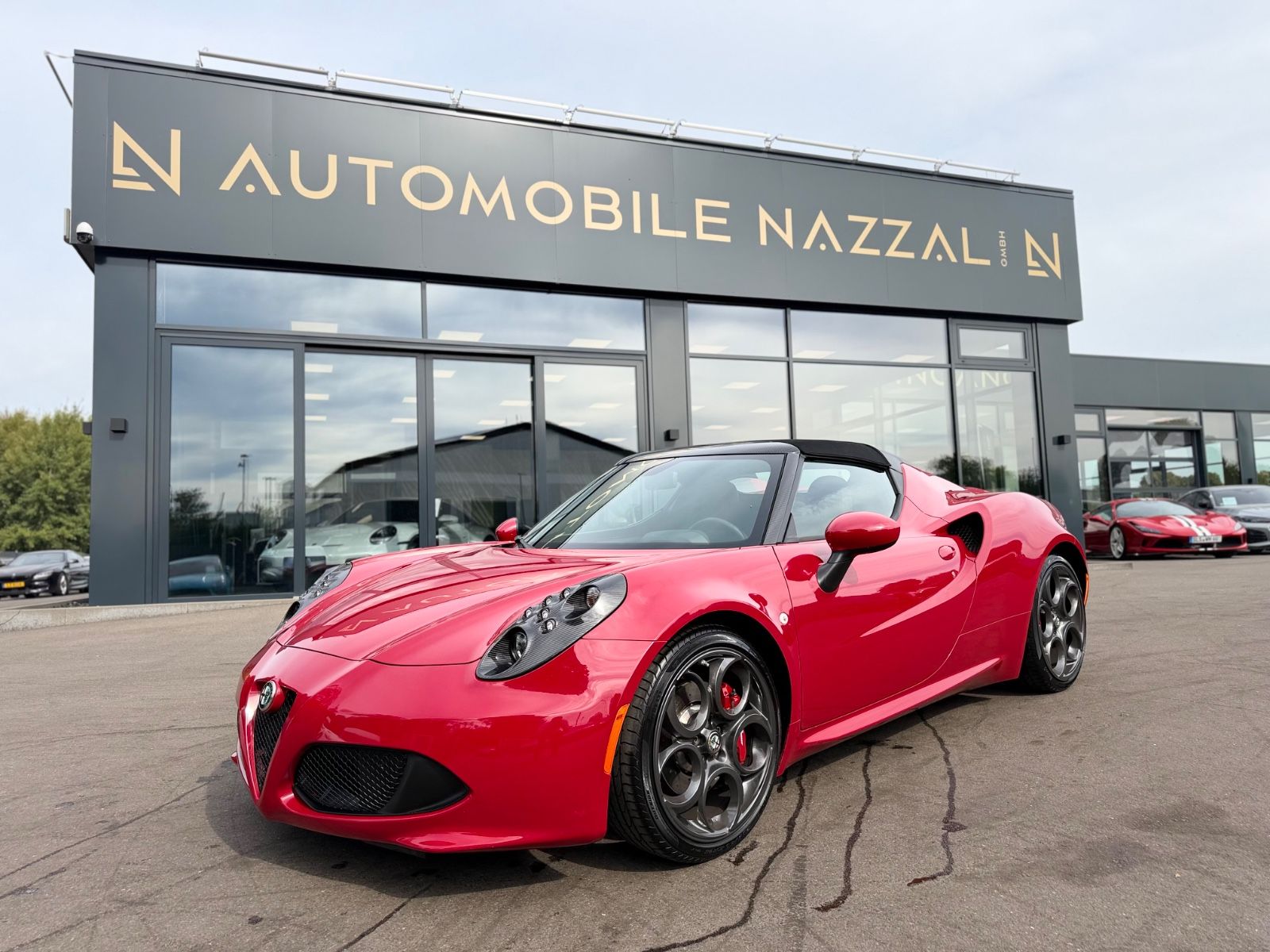 Fahrzeugabbildung Alfa Romeo 4C SPIDER 1750 TBi*2.HD*CARBON*ROSSO ALFA*U-FREI
