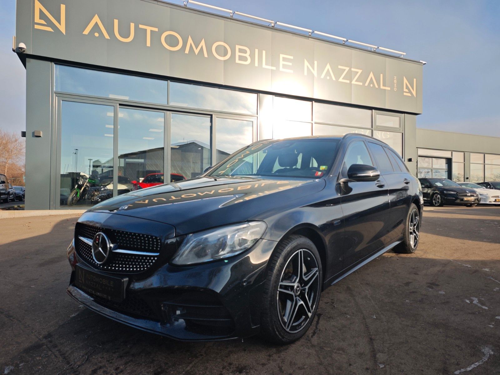 Mercedes-Benz C300e PLUG-IN-HYBRID*AMG-LINE*NIGHT*LED*2.HAND*