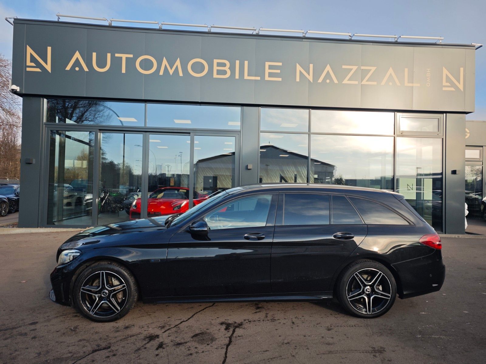 Fahrzeugabbildung Mercedes-Benz C300e PLUG-IN-HYBRID*AMG-LINE*NIGHT*LED*2.HAND*