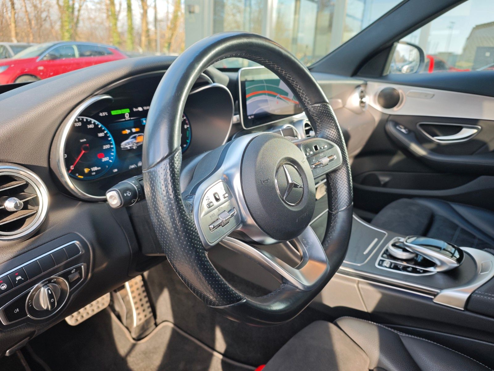 Fahrzeugabbildung Mercedes-Benz C300e PLUG-IN-HYBRID*AMG-LINE*NIGHT*LED*2.HAND*