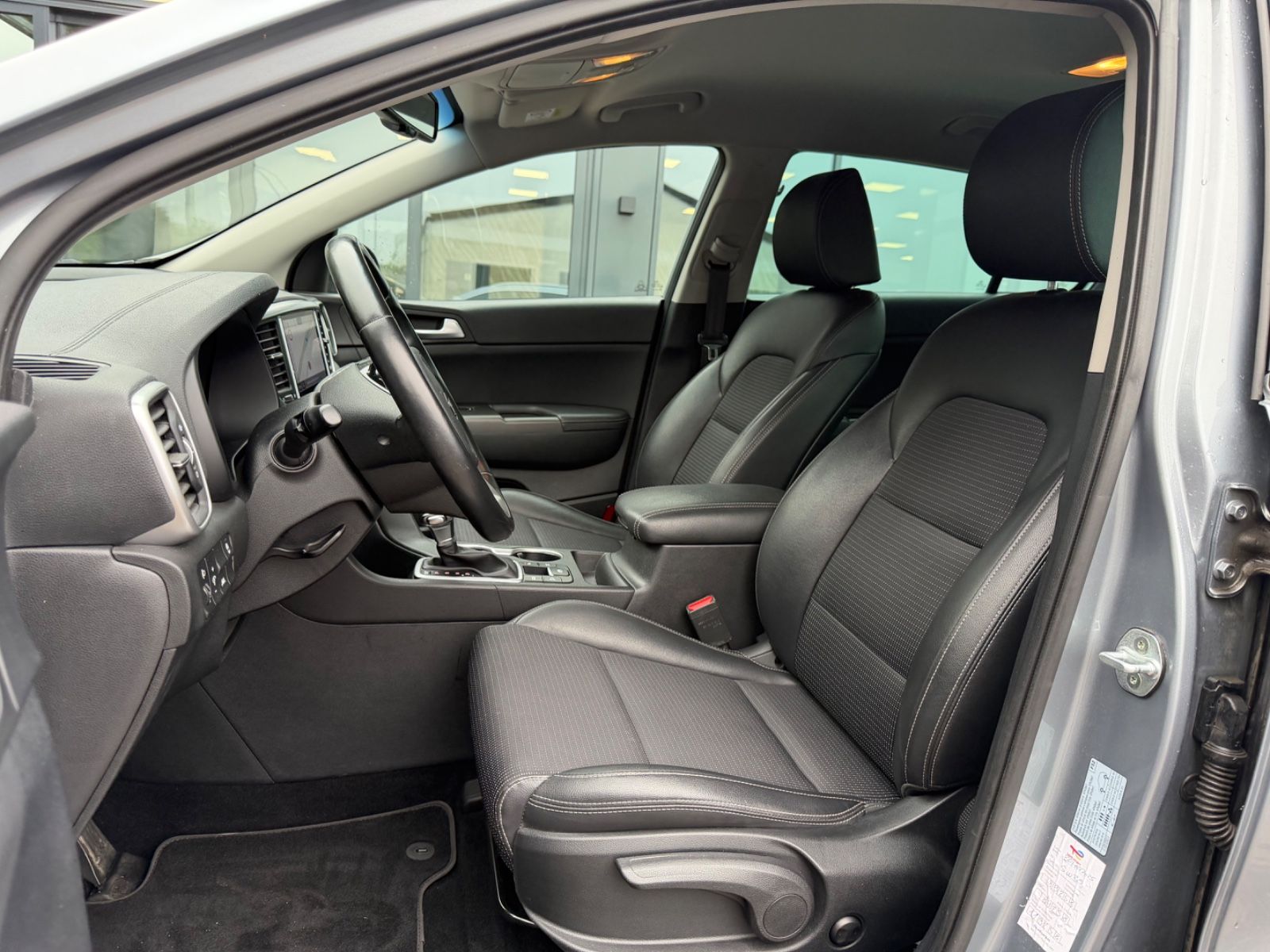 Fahrzeugabbildung Kia SPORTAGE 1.6 CRDi ECO DYNAMICS* SPORTLINE*NAVI*