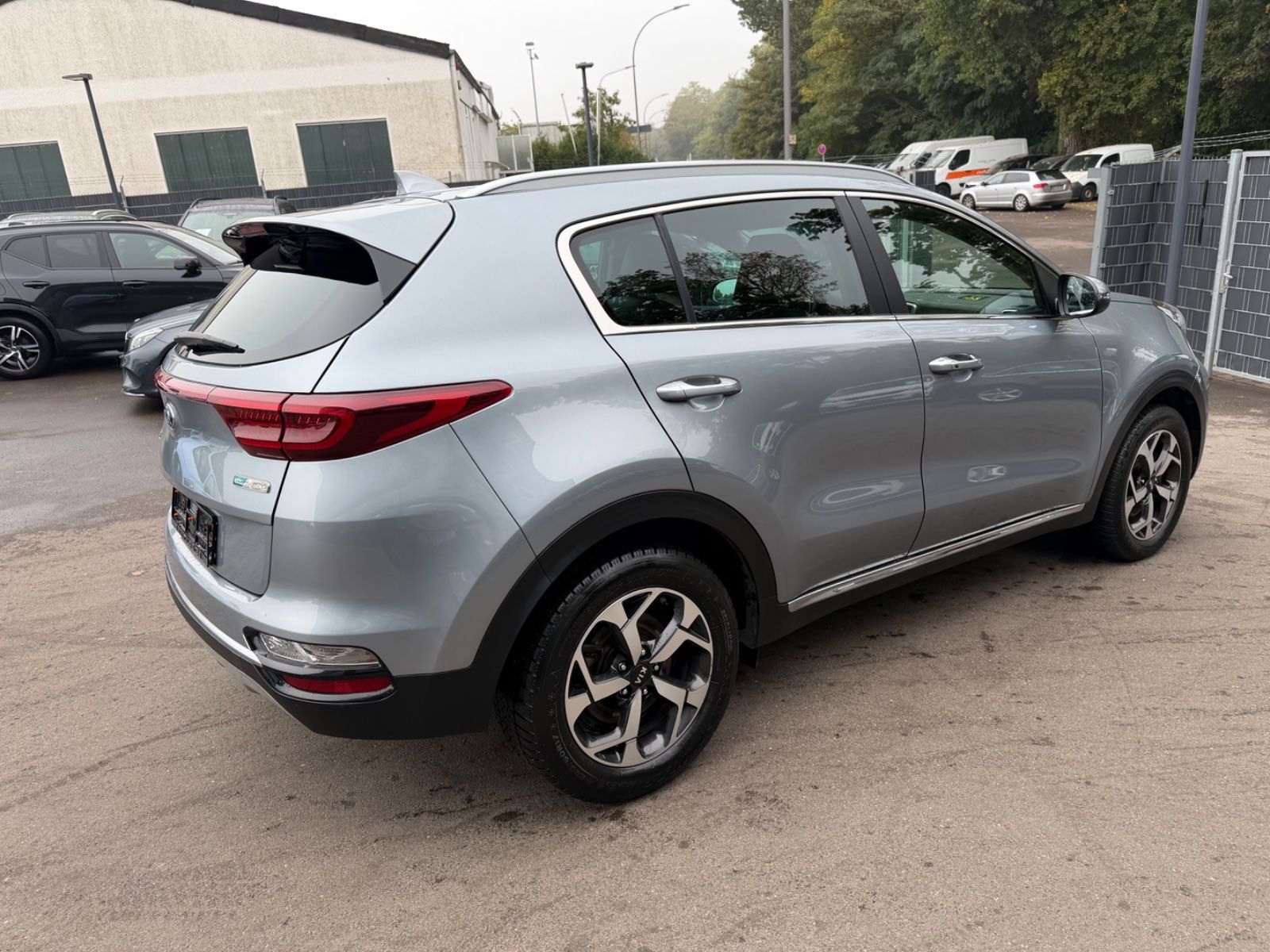 Fahrzeugabbildung Kia SPORTAGE 1.6 CRDi ECO DYNAMICS* SPORTLINE*NAVI*