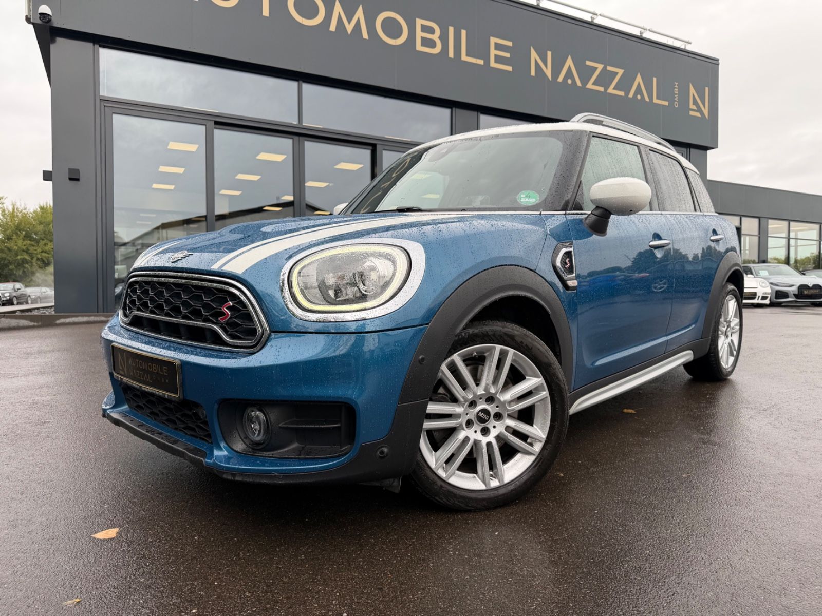 Fahrzeugabbildung MINI COUNTRYMAN SD *NAVI*SHZ*HEAD UP*FACELIFT*