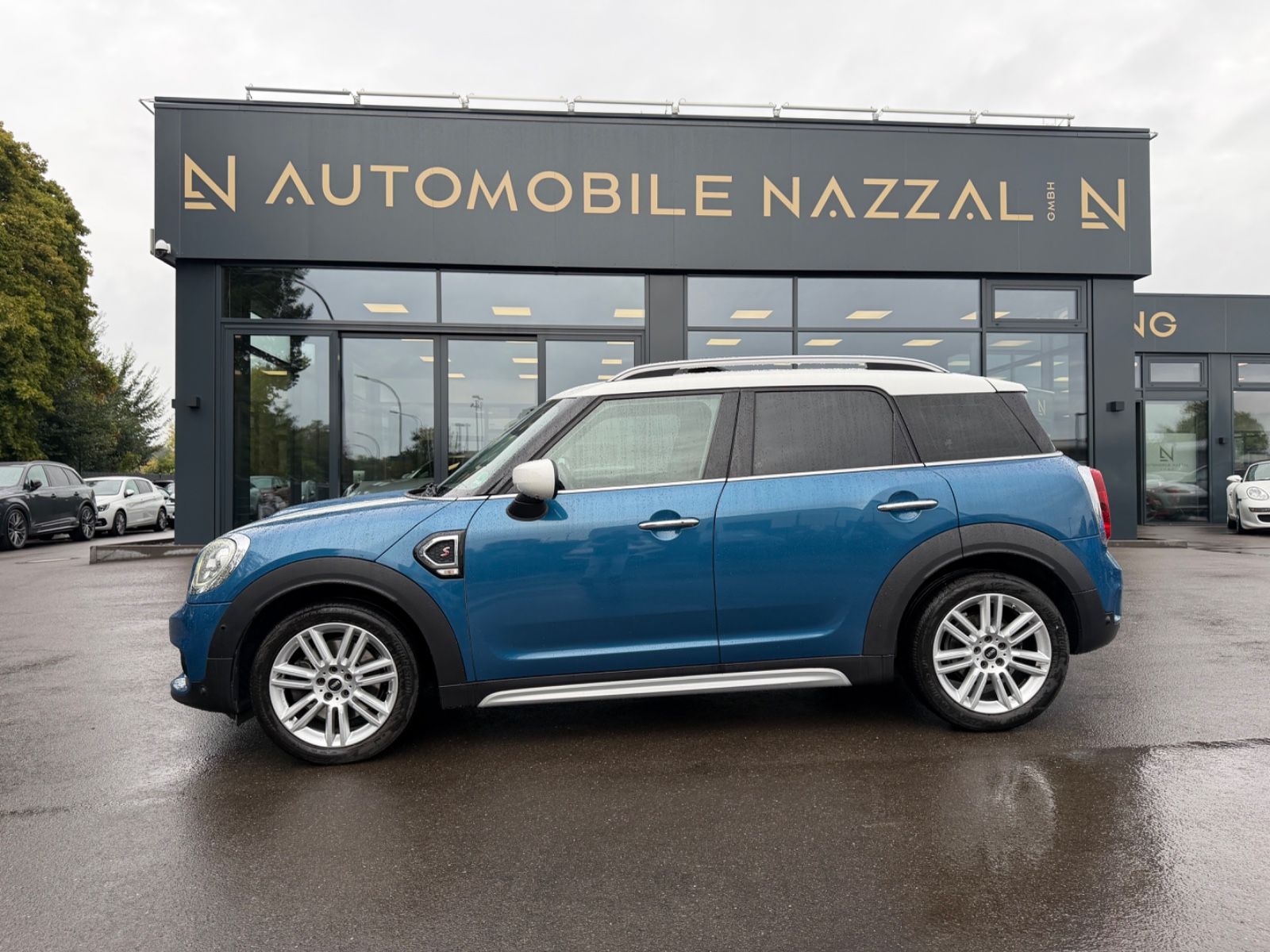 Fahrzeugabbildung MINI COUNTRYMAN SD *NAVI*SHZ*HEAD UP*FACELIFT*
