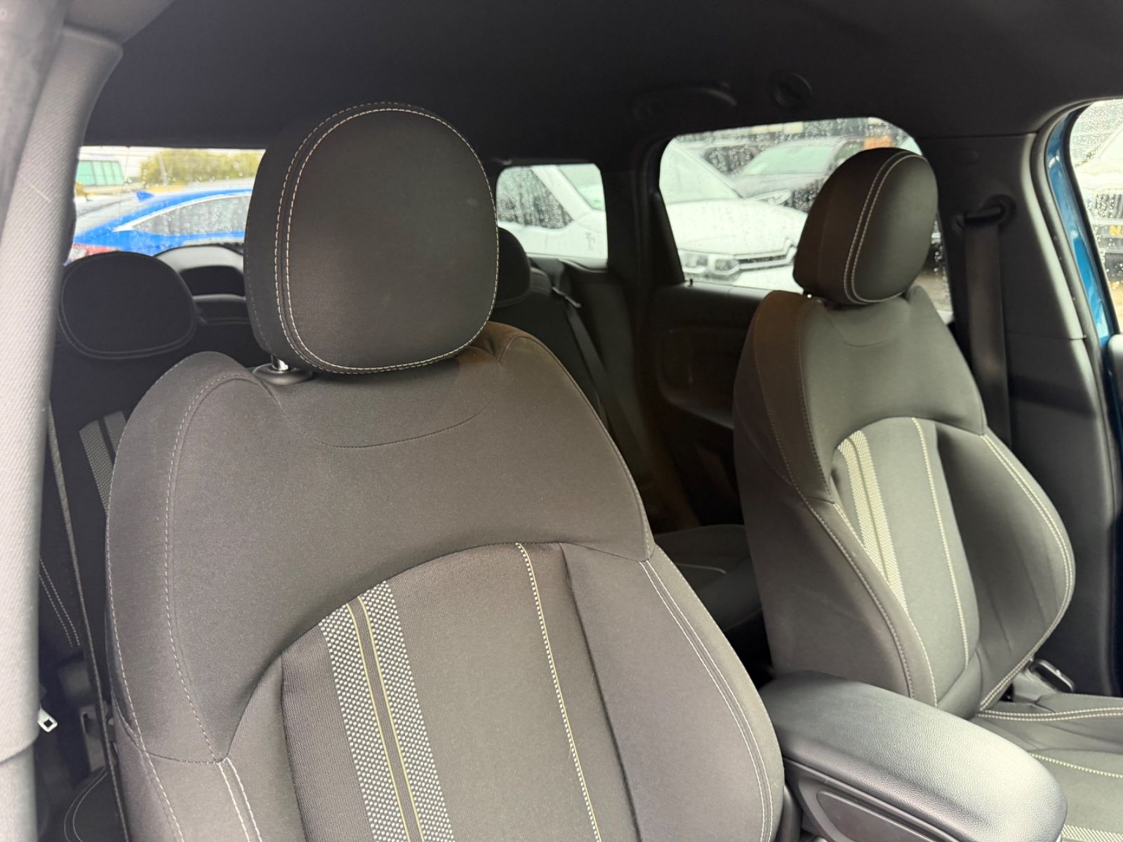 Fahrzeugabbildung MINI COUNTRYMAN SD *NAVI*SHZ*HEAD UP*FACELIFT*