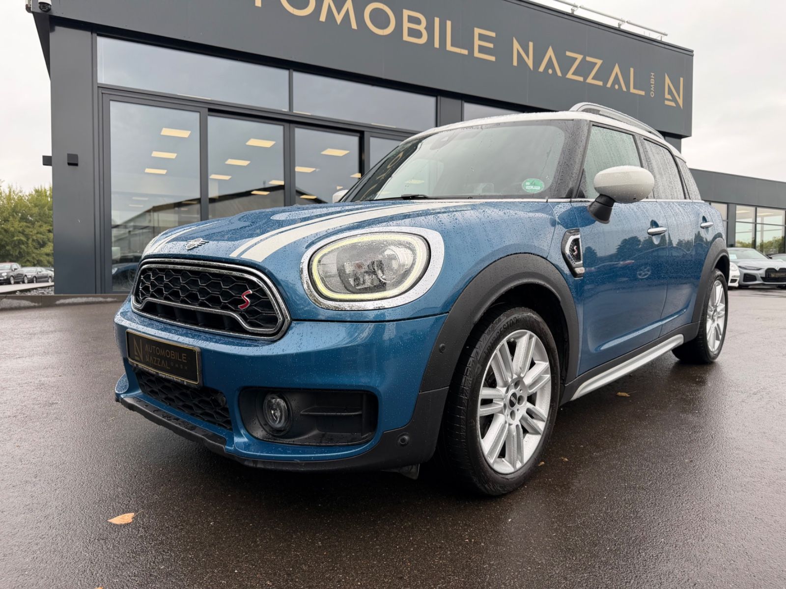 Fahrzeugabbildung MINI COUNTRYMAN SD *NAVI*SHZ*HEAD UP*FACELIFT*