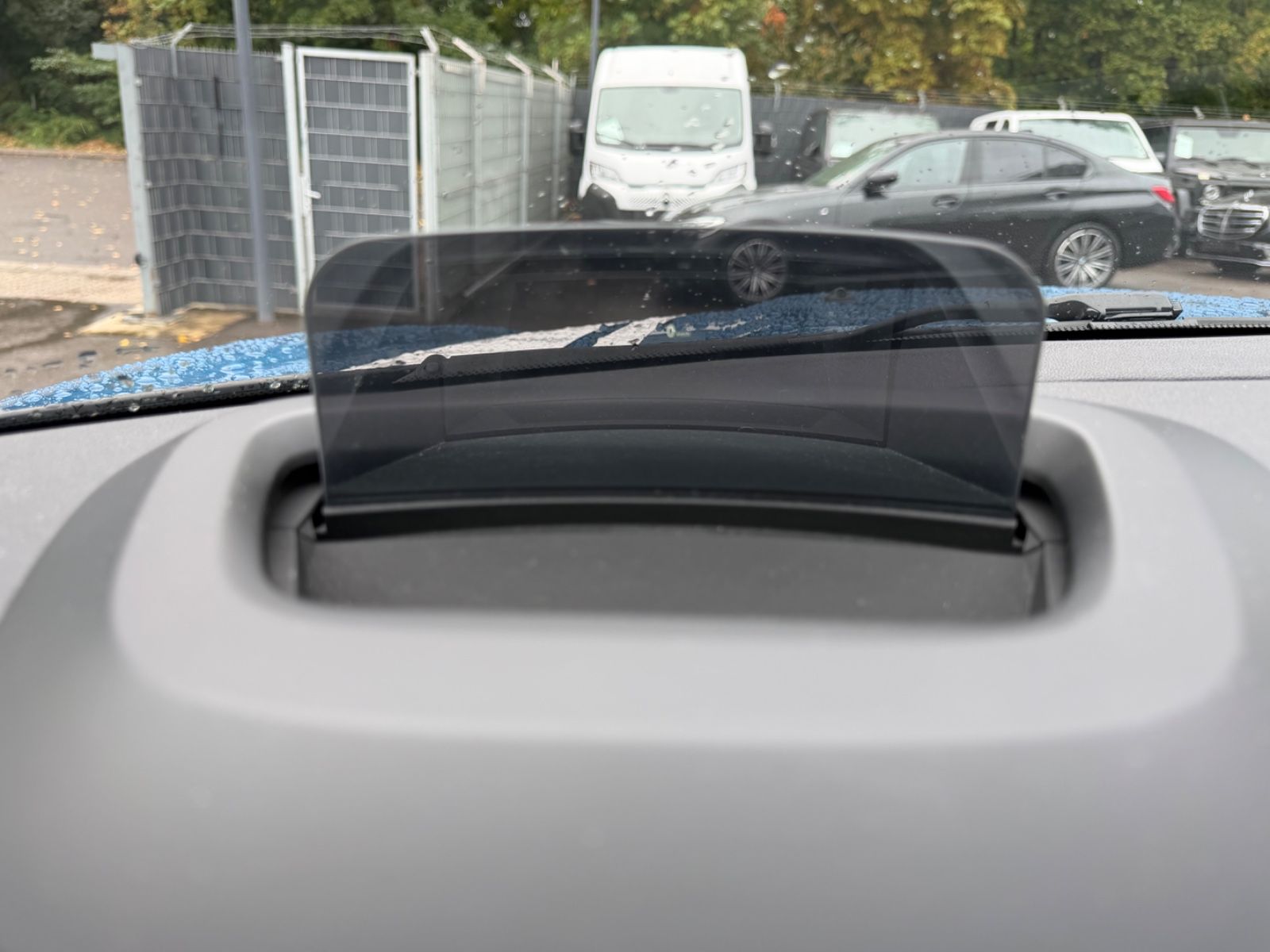 Fahrzeugabbildung MINI COUNTRYMAN SD *NAVI*SHZ*HEAD UP*FACELIFT*