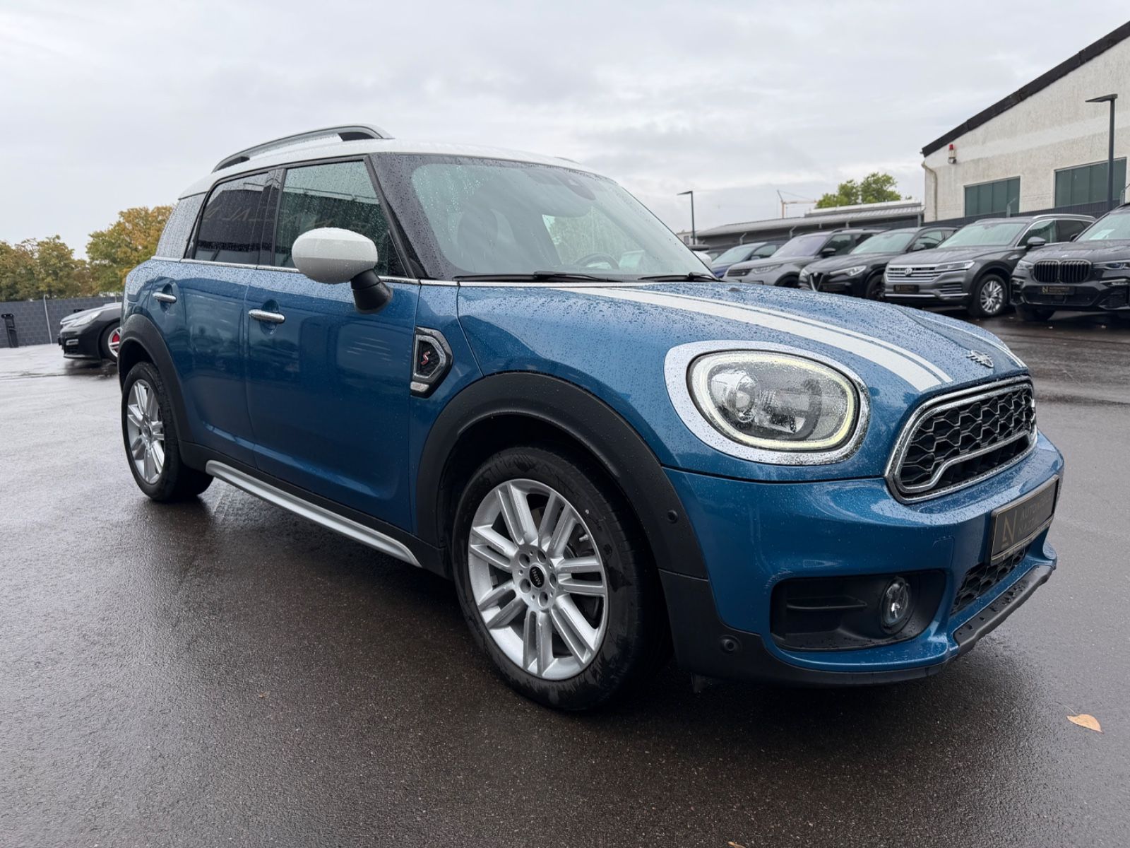 Fahrzeugabbildung MINI COUNTRYMAN SD *NAVI*SHZ*HEAD UP*FACELIFT*