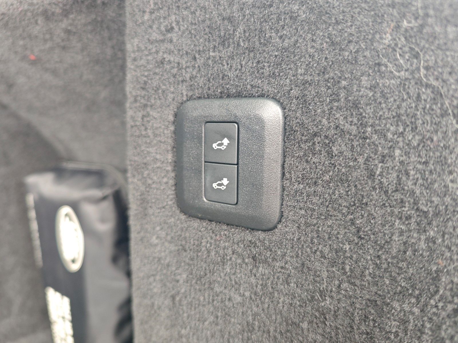 Fahrzeugabbildung Land Rover RANGE ROVER SPORT HSE*FACELIFT*PANORAMA*1.H*LUFT