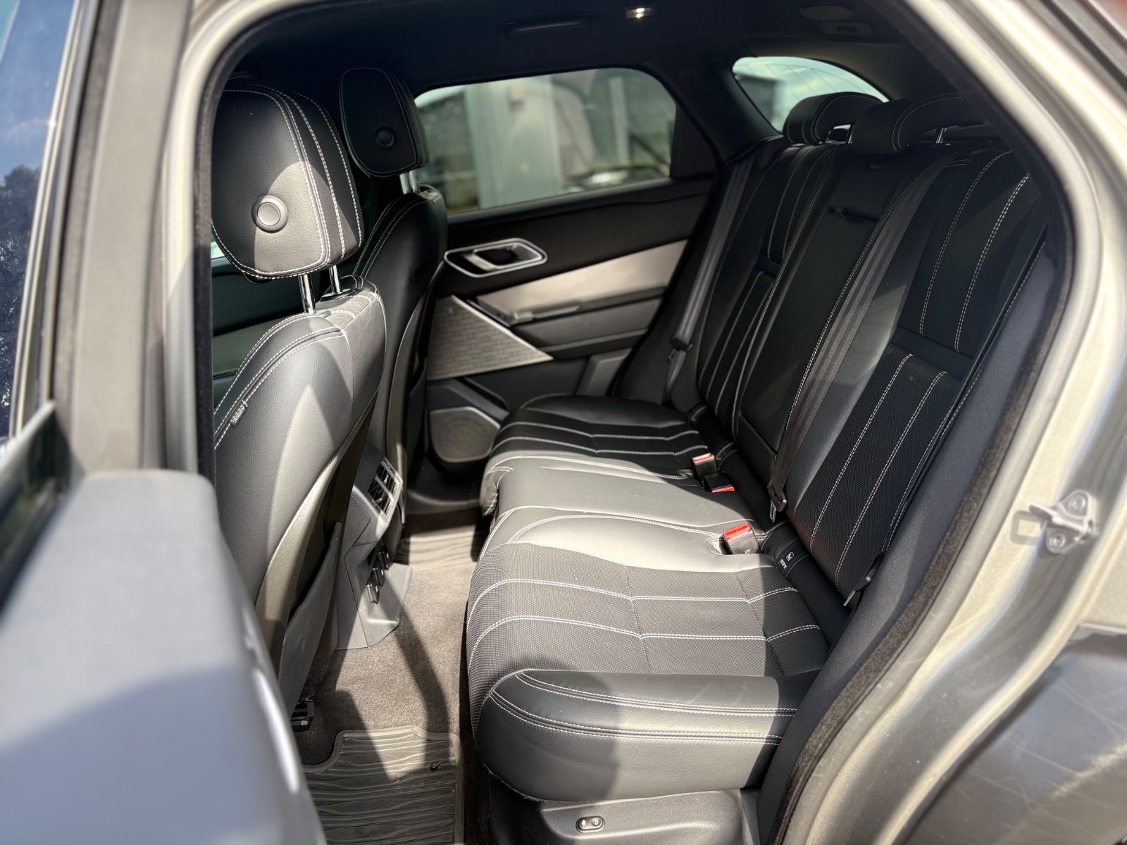 Fahrzeugabbildung Land Rover RANGE ROVER VERLAR S*AWD*1.HD*LED*KAMERA*LEDER*