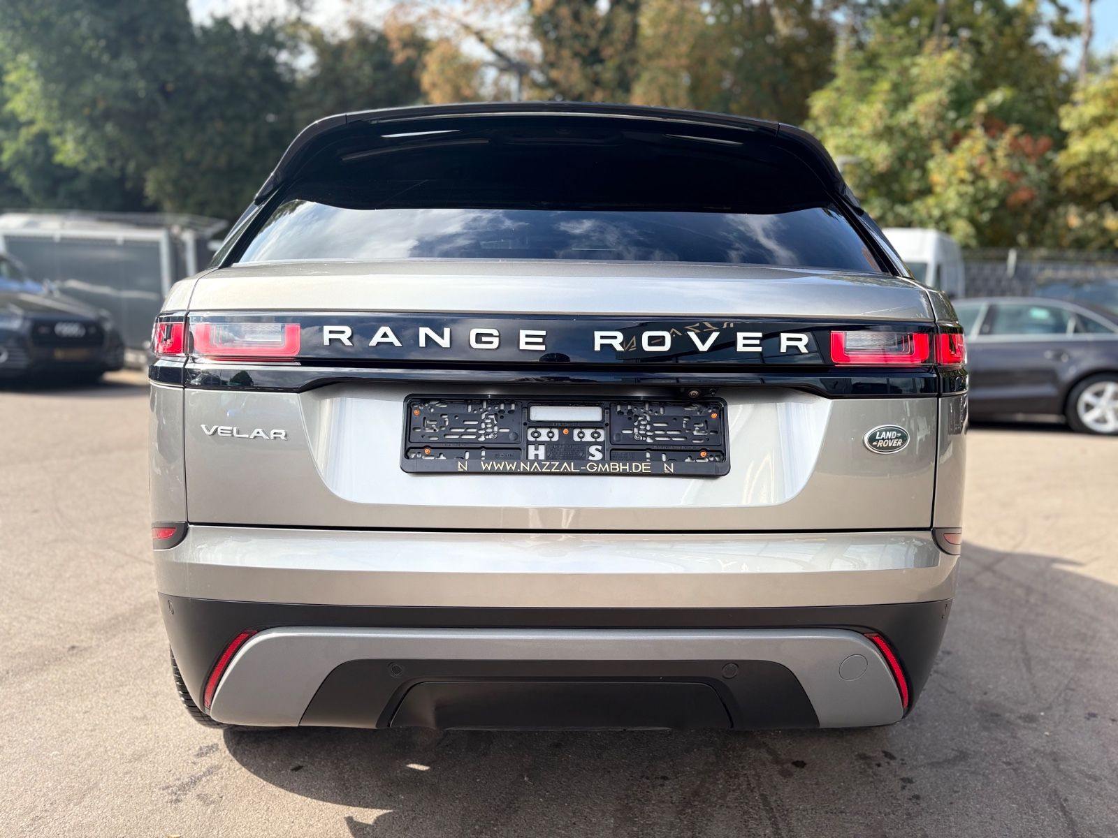 Fahrzeugabbildung Land Rover RANGE ROVER VERLAR S*AWD*1.HD*LED*KAMERA*LEDER*