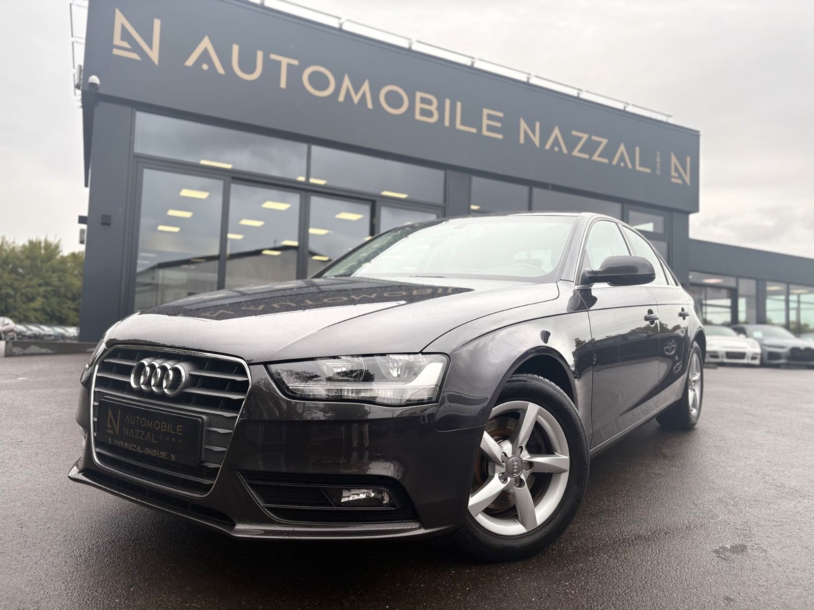 Fahrzeugabbildung Audi A4 2.0 TDI LIM AMBIENTE*NAVI*SHZ*KLIMAAUTO*PDC*
