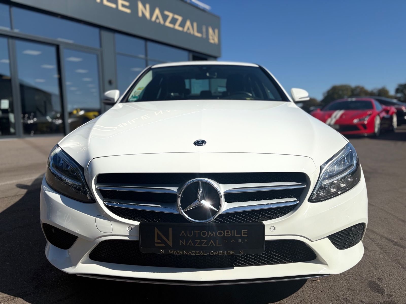 Fahrzeugabbildung Mercedes-Benz C 180 *AVANTGARDE*KAMERA*SHZ*NAVI*AUTOMATIK*