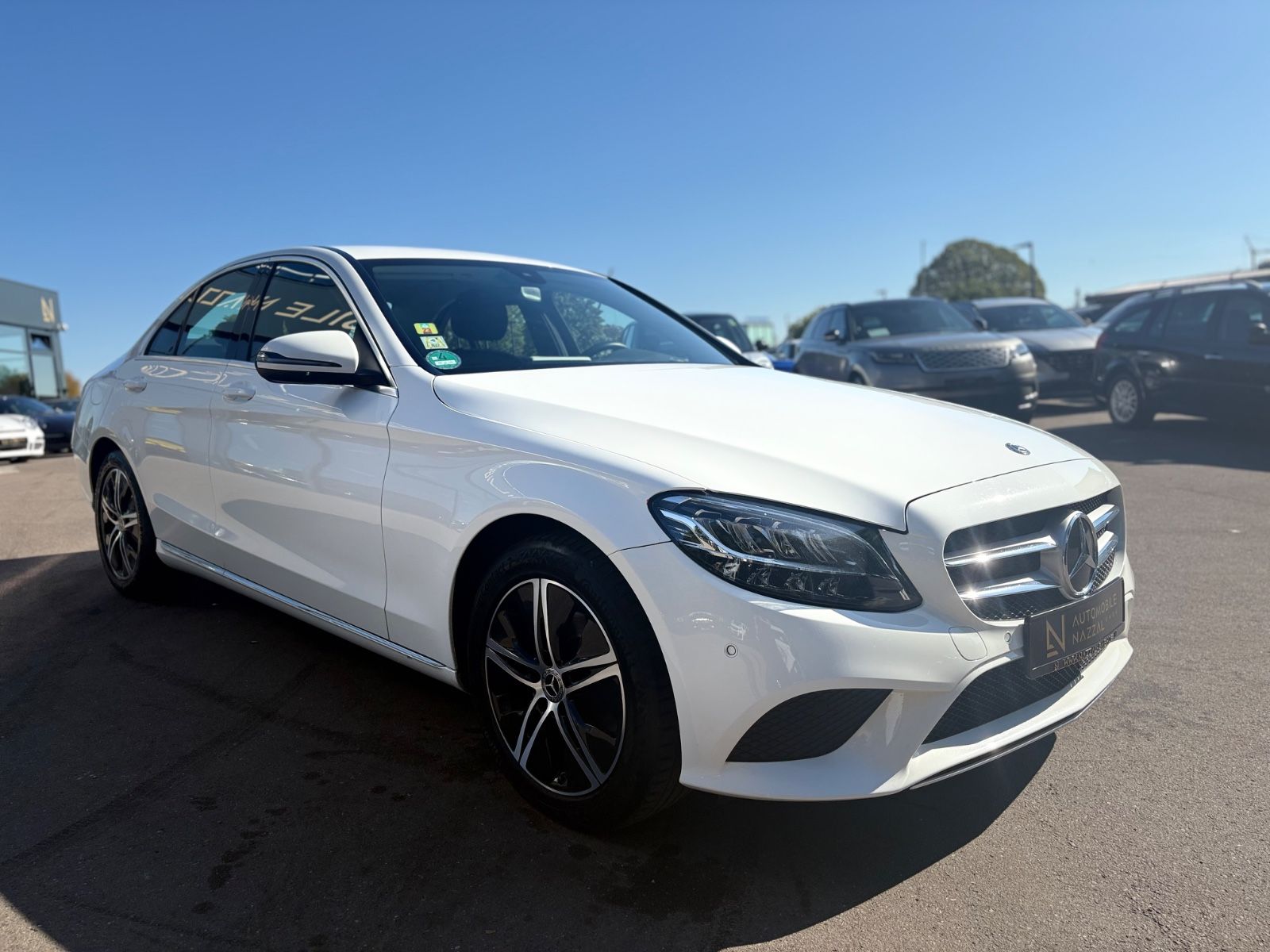 Fahrzeugabbildung Mercedes-Benz C 180 *AVANTGARDE*KAMERA*SHZ*NAVI*AUTOMATIK*